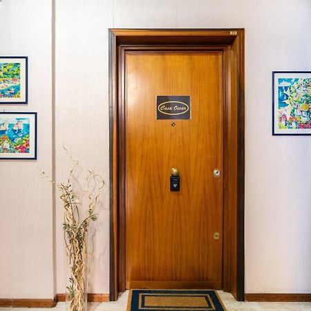 Luxury Suite 2 Min Dal Politeama Palermo Exterior foto