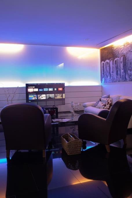 Luxury Suite 2 Min Dal Politeama Palermo Exterior foto