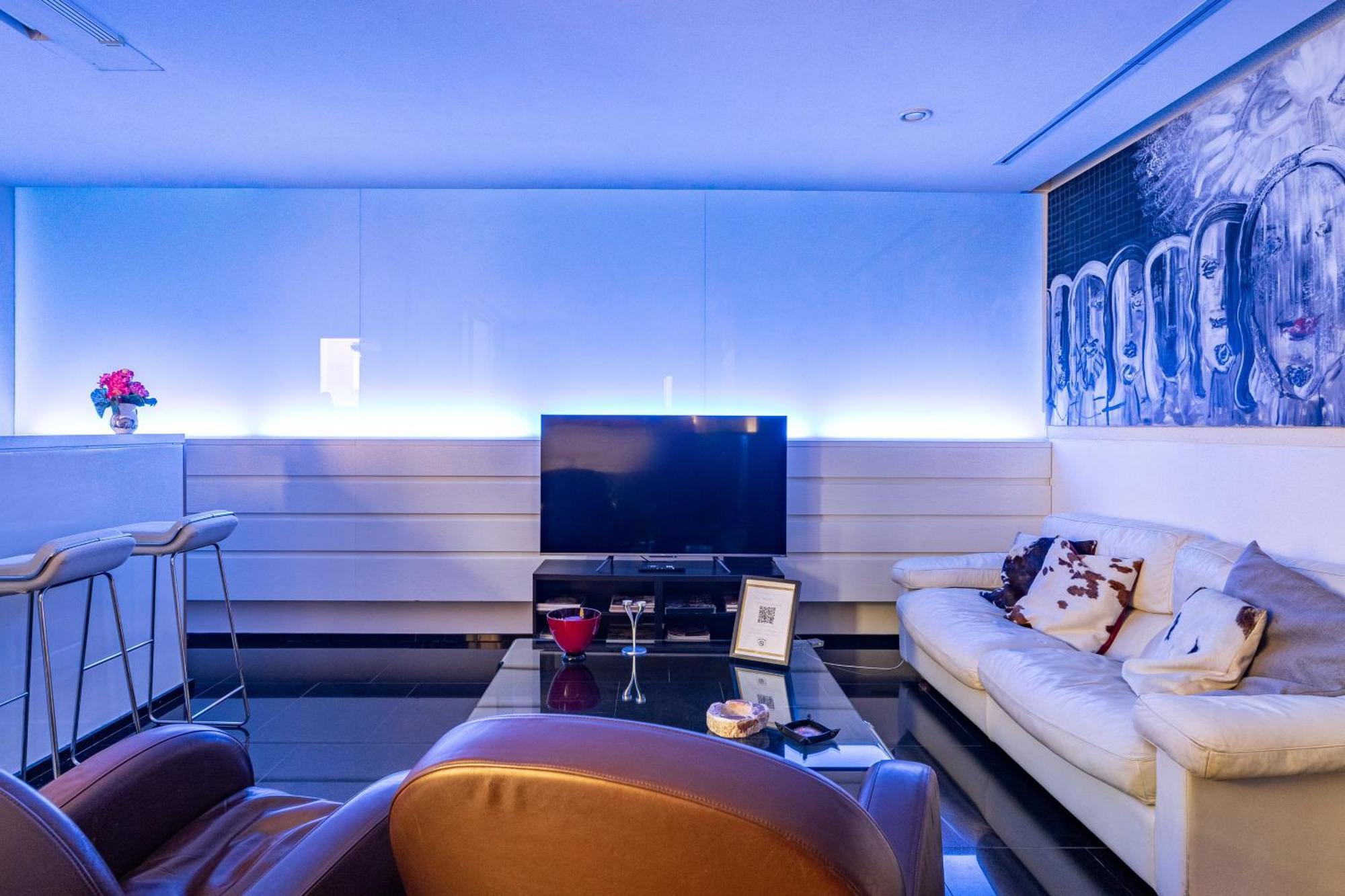 Luxury Suite 2 Min Dal Politeama Palermo Exterior foto